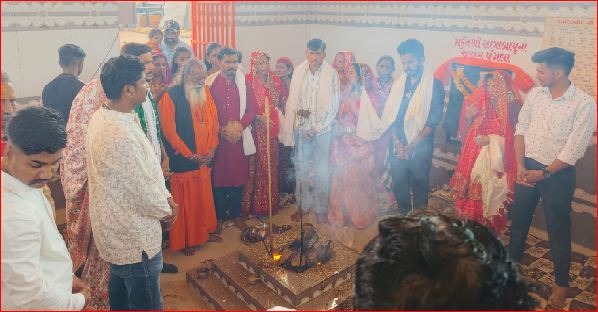 પારડીમાં શ્રી રામદેવપીર અને બાળ હનુમાનજી મંદિરનો પાટોત્સ
