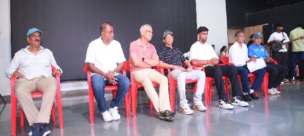 અતુલમાં ક્રિકેટ કોચિંગ સમર કેમ્પ સંપન્ન