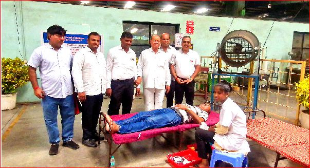 ઉમરગામની બીલેટ્સ ઇલેક્ટ્રોનિક પ્રા. લિ.માં સ્વૈચ્છિક રક્તદાન શિબિર યોજાઈ