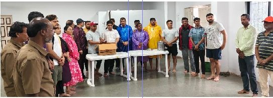 ધરમપુર શ્રીમદ રાજચંદ્ર મિશન દ્વારા   અસરગ્રસ્તો માટે સહાય પહોંચાડાઈ