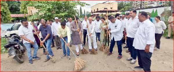ઉમરગામમાં સ્વચ્છતા અભિયાનનો પ્રારંભ
