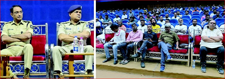 વલસાડમાં ગણેશ મંડળના આયોજકોને નિયમોનું પાલન કરવાનું સૂચન