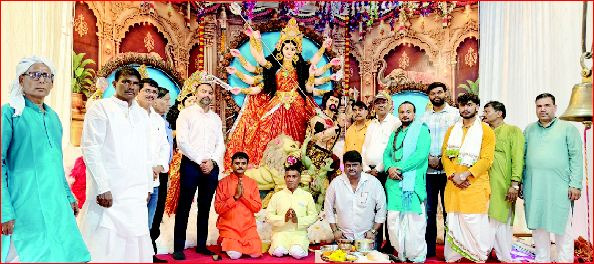 દમણમાં નવદુર્ગા પૂજા અને ફ્રી મેડિકલ ચેકઅપ કેમ્પ યોજાયો